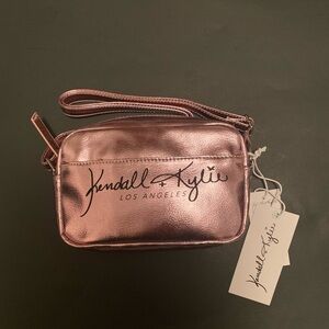 NWT Kendall & Kylie Metallic Pink Mini Crossbody – Y2K Chic